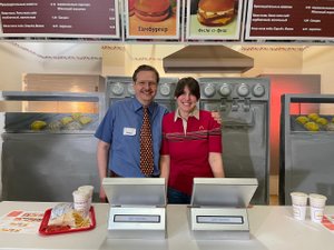 Ragnar Kjartansson &amp; Ingibjörg Sídórsdóttir in their re-staging of a McDonald's reception