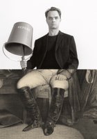 Motiv unter Verwendung von Werken von Ana Torfs, [em]Révolution[/em], Fotodiptychon (Detail), 2003 © Ana Torfs; und Unbekannter Künstler nach Paul Delaroche, [em]Napoleon I. in Fontainebleau am 31. März 1814[/em], nach 1840 © Kupferstichkabinett der Akademie der bildenden Künste Wien
