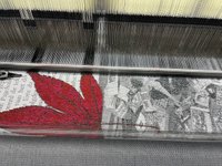 Ana Torfs, Musterstück auf einem Jacquard-Webstuhl für The Day You Were Thinking About the Sibyl While You Were Picking Autumn Leaves. In Kooperation mit TextielLab, Tilburg  © Foto: Ana Torfs, 2024