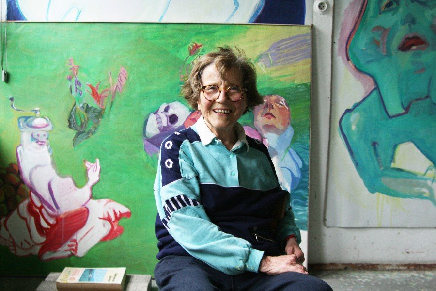 7.5.2014
 
 
 Maria Lassnig, eine der bedeutendsten und innovativsten Malerinnen der Gegenwartskunst,  ist gestern in Wien im Alter von 94 Jahren verstorben.