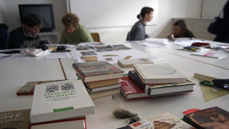 Arbeitssituation, Institutsgebäude, Foto © Lisa Rastl