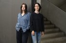 Luīze Nežberte (l.) and Jonida Laçi (r.), Foto: Kunsthalle Wien