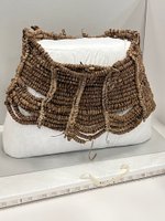 Rock Accessoire aus Samenhülsen, Museum of Namibia Foto Anna Hambira.jpg