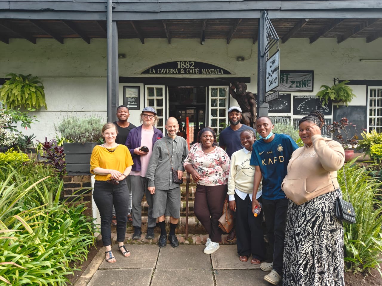 Faculty members MUBAS/IKA and Students, Foto: Kolleg_innen von MUBAS