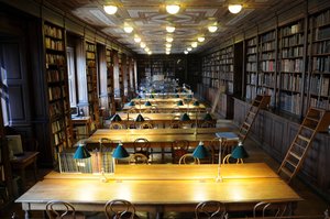 Führungen durch den Bestand und die Räume der Bibliothek