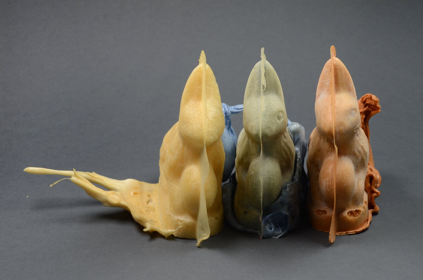 
   Three hares made of PUR foam.
   
   Photo: Sigrid Eyb-Green
  
