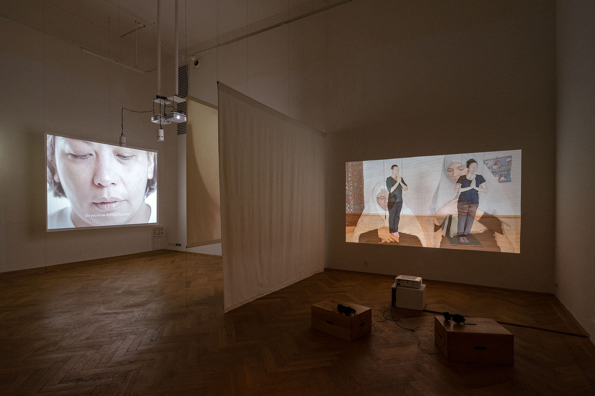 Installation view: Soundscapes of Intersectional Encounters: Exploring Identity Through Sound, Exhibit Studio, 5.3.–26.5.2024 © Academy of Fine Arts Vienna Photo: Simon Veres