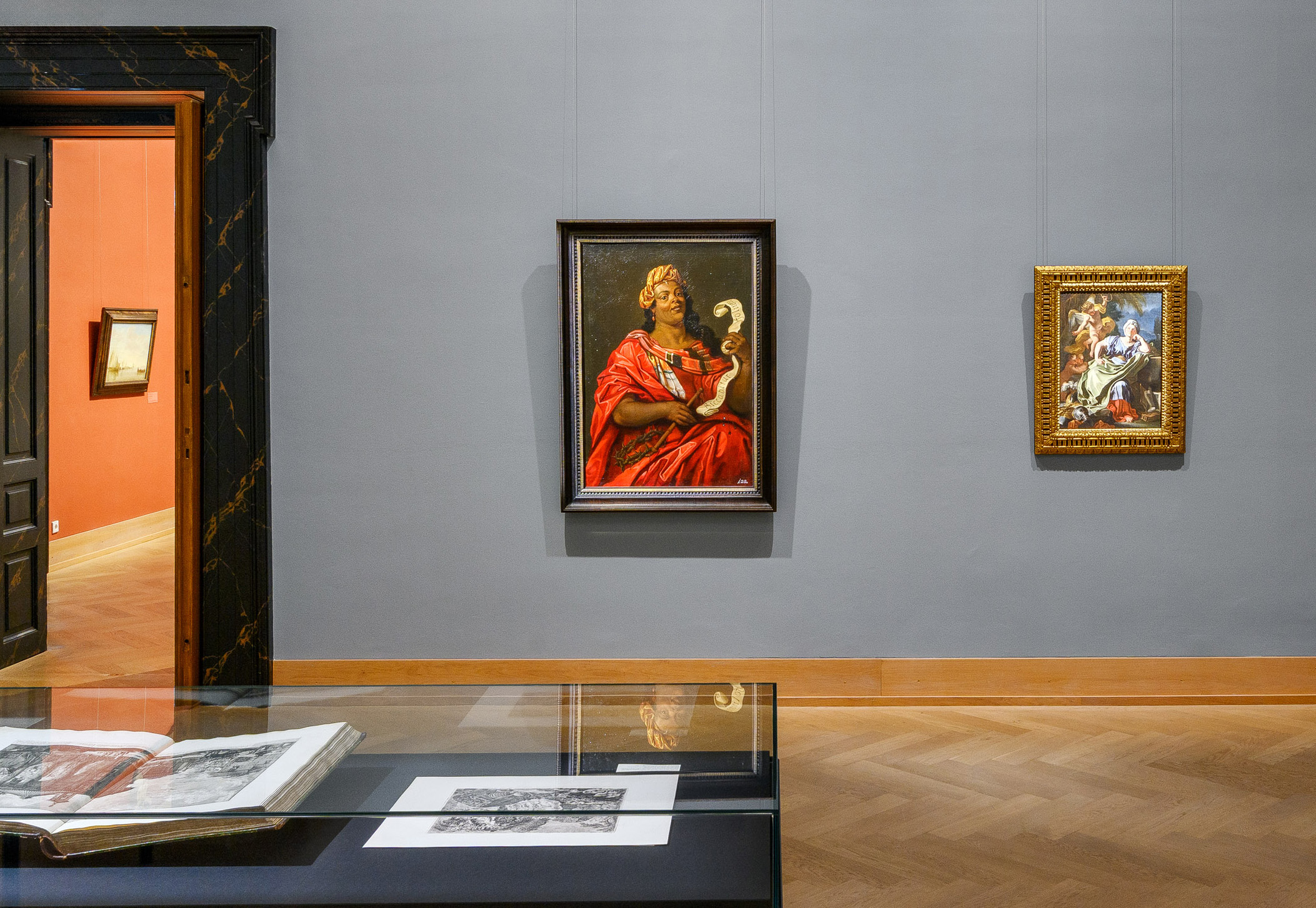 Exhibition view (in the centre: Jan van den Hoecke, Workshop, Sibilla Africana, 17th century, Kunsthistorisches Museum Wien, Gemäldegalerie © KHM-Museumsverband) © Art Collections of the Academy of Fine Arts Vienna, photo: Iris Ranzinger