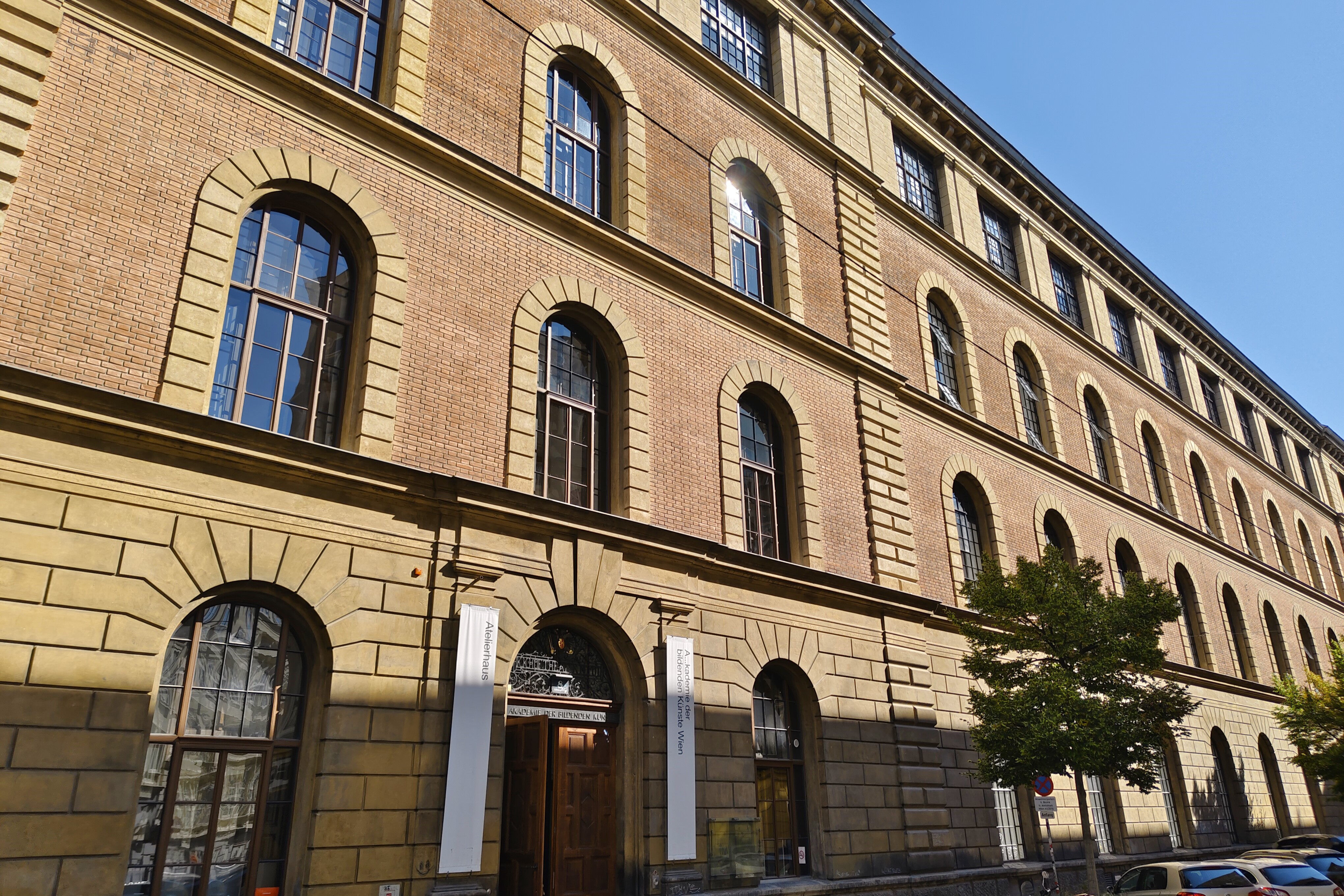 Studio Building of the Academy of Fine Arts Vienna, Photo: BfÖ