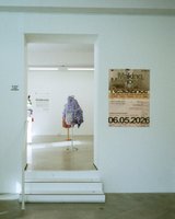 Ausstellung “Making, Memory and Resistance - Textile Healing and Social Justice through the Lens of Decolonial Fashion Research”in der Galerie Exhibit Eschenbachgasse, Foto: AnnaHambira